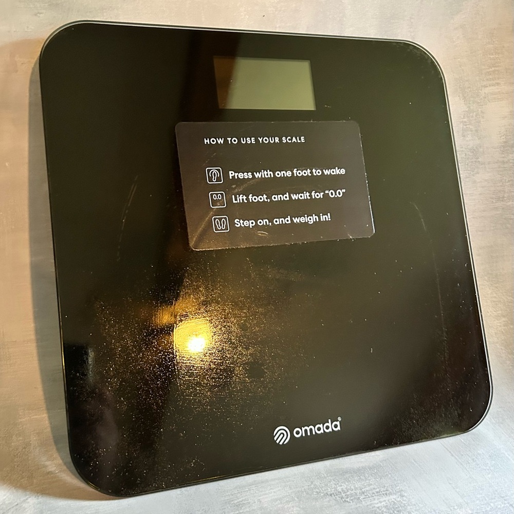 Black Digital Scale with Sleek Design